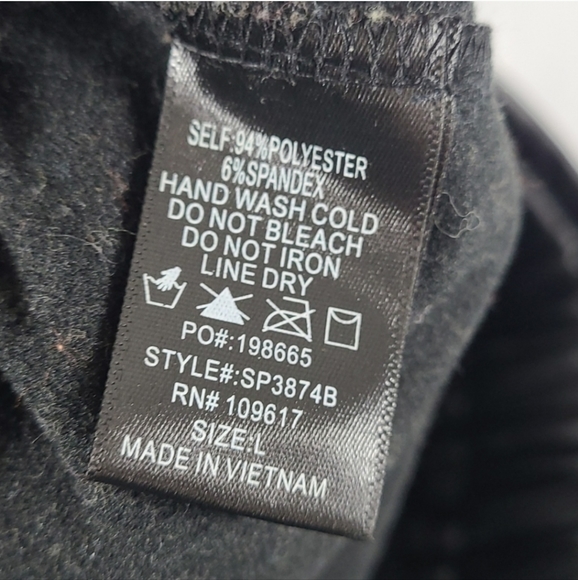 Faux Leather Pants size Large - Picture 4 of 6